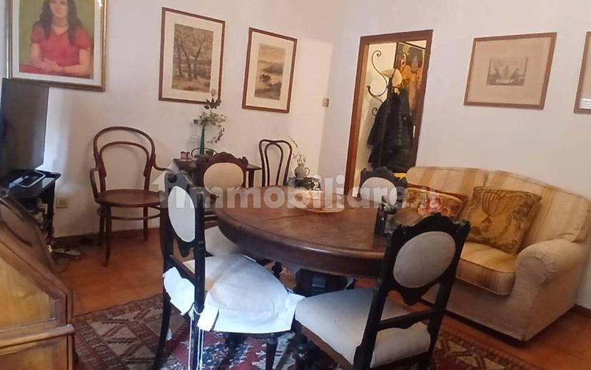 Trilocale da ristrutturare, primo piano, Cavour - San Carlo, Livorno — foto 10 di 18