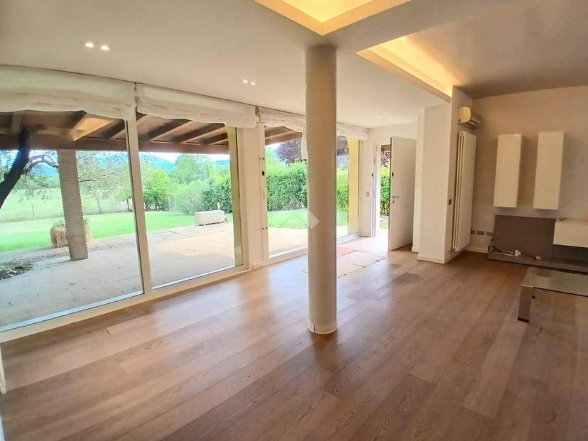 Villa unifamiliare via Roma, Centro, Cervarese Santa Croce — foto 12 di 37