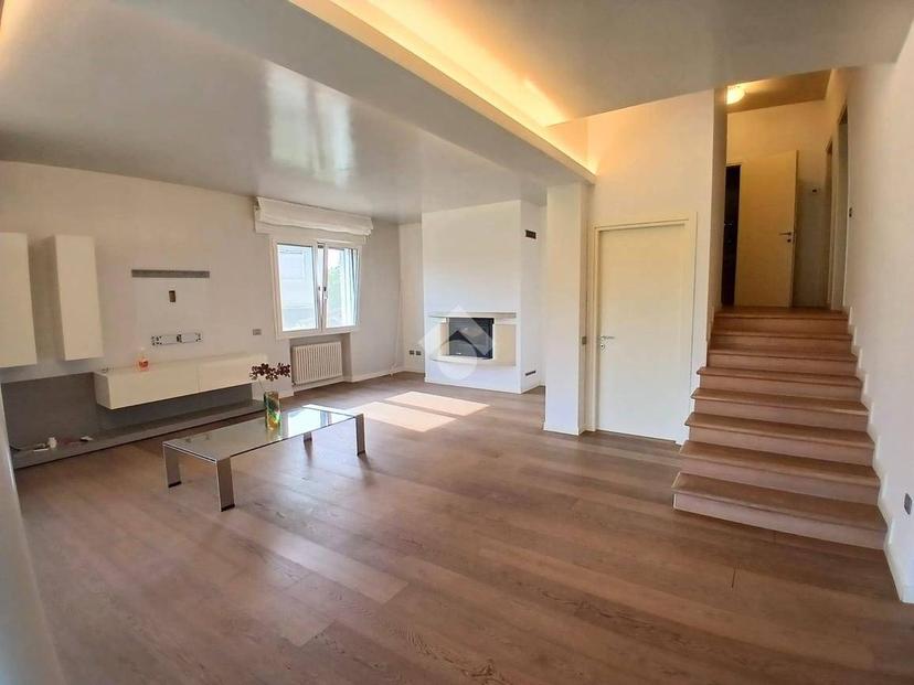 Villa unifamiliare via Roma, Centro, Cervarese Santa Croce — foto 25 di 37