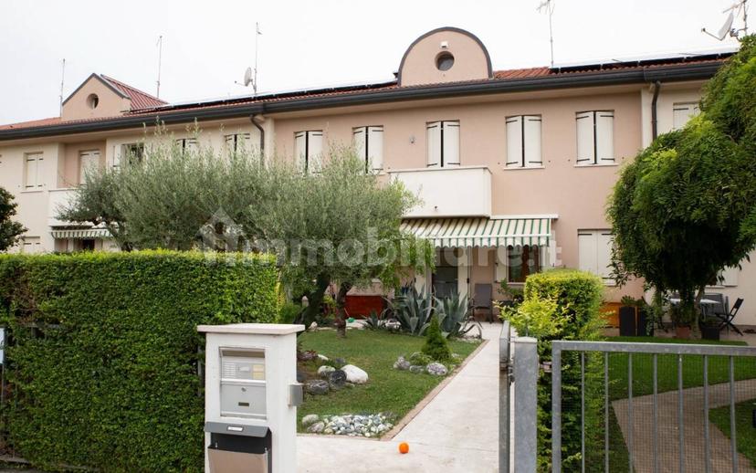 Quadrilocale via Arturo Toscanini 43, Mira Taglio, Mira — foto 2 di 31