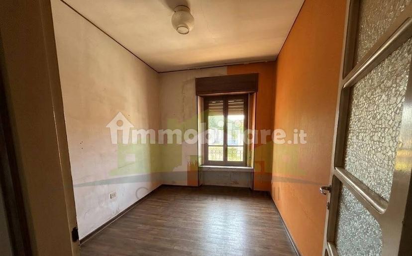 Terratetto unifamiliare regione giovanetta 6, Centro, Borgosesia — foto 3 di 25