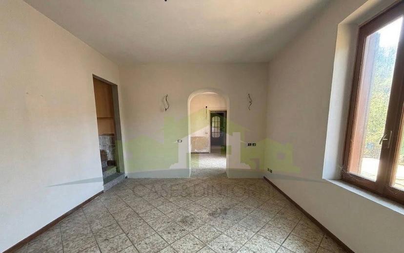 Terratetto unifamiliare regione giovanetta 6, Centro, Borgosesia — foto 16 di 25