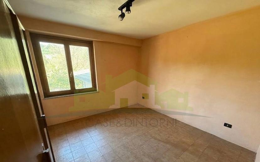 Terratetto unifamiliare regione giovanetta 6, Centro, Borgosesia — foto 19 di 25