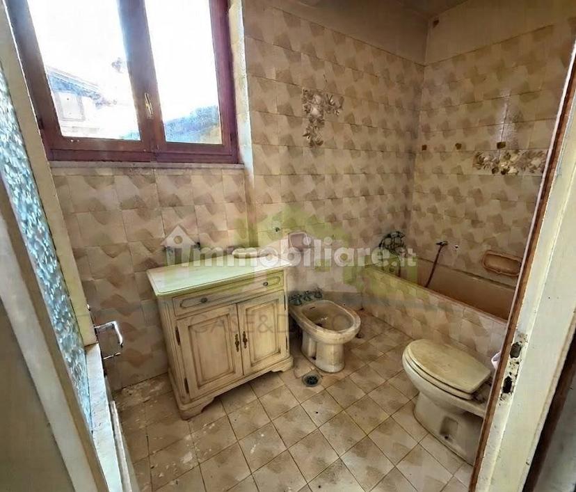 Terratetto unifamiliare regione giovanetta 6, Centro, Borgosesia — foto 17 di 25
