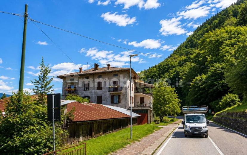 Trilocale via Provinciale, Lona-Lases — foto 18 di 23