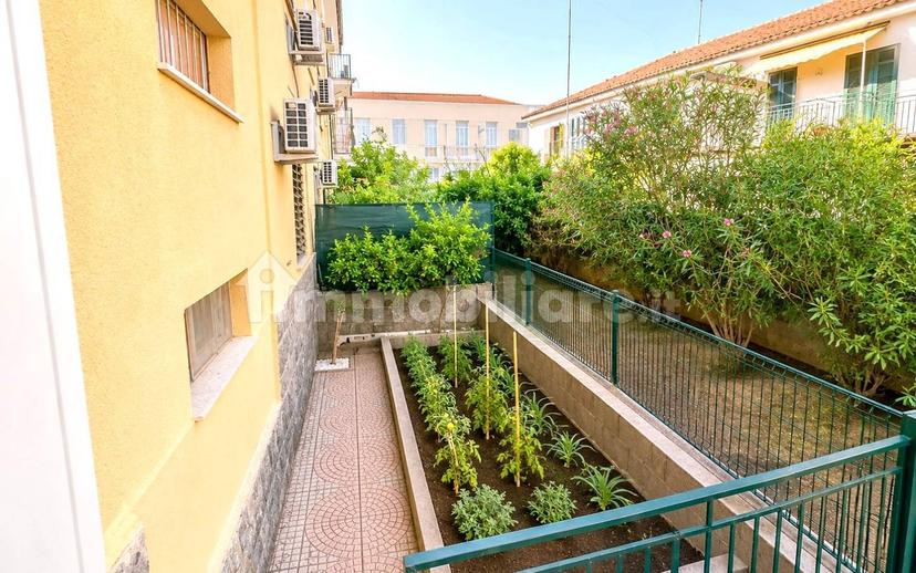 Quadrilocale via Giuseppe Garibaldi, Centro, Giarre