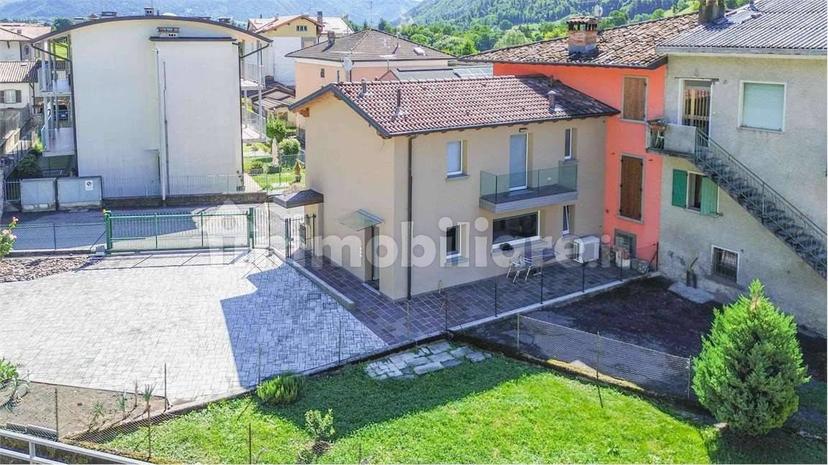 Trilocale via Monte Grappa, Centro, Clusone — foto 11 di 18