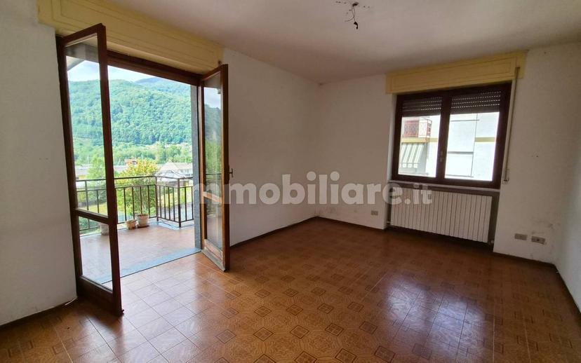 Quadrilocale via per Scopelletto 4/3, Centro, Varallo — foto 10 di 14