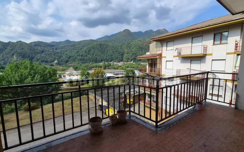 Quadrilocale via per Scopelletto 4/3, Centro, Varallo — foto 5 di 14