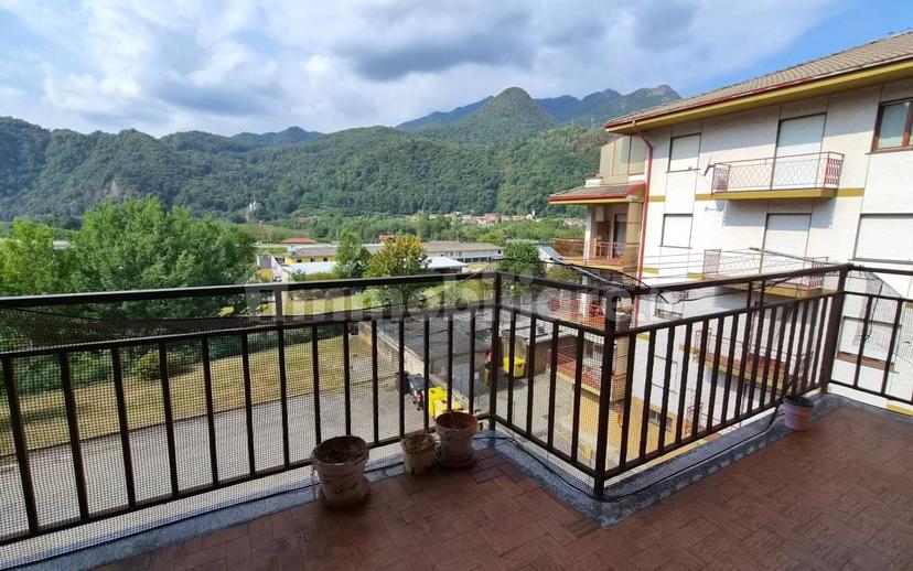 Quadrilocale via per Scopelletto 4/3, Centro, Varallo — foto 3 di 14