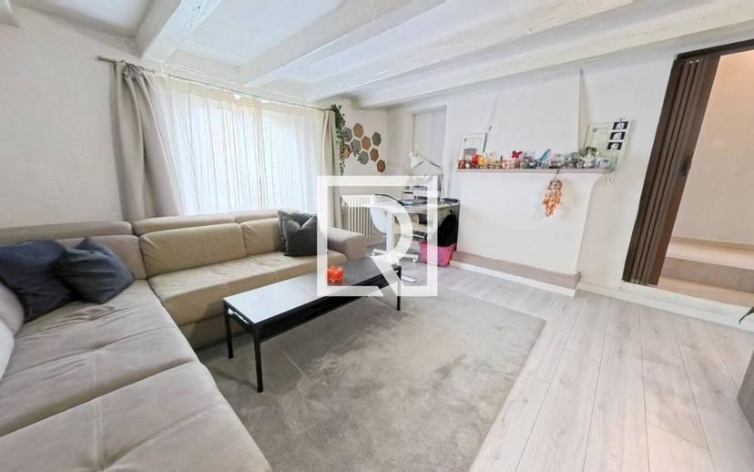 Trilocale Cvour 288, Centro, Meldola — foto 2 di 21