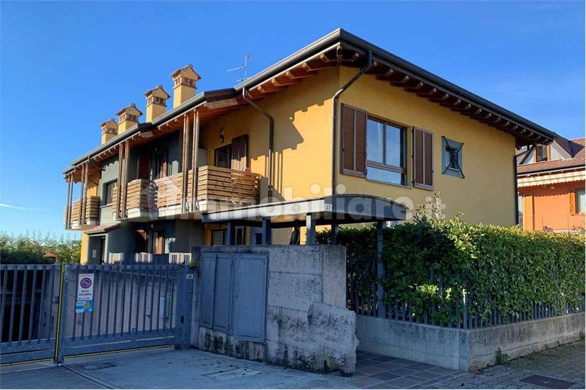 Trilocale primo piano, Brusaporto — foto 3 di 15
