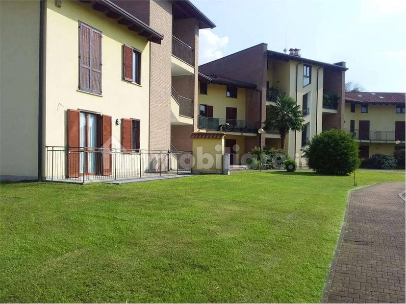 Bilocale via Del Legorino, Sesto Calende — foto 2 di 11