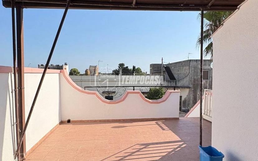 Terratetto unifamiliare 121 m², buono stato, Giuggianello — foto 22 di 27