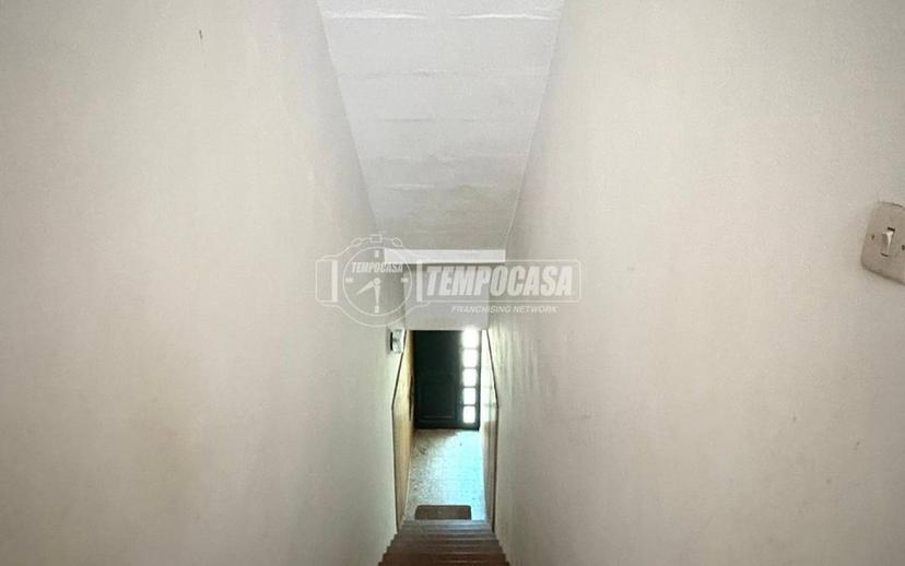 Terratetto unifamiliare 121 m², buono stato, Giuggianello — foto 7 di 27