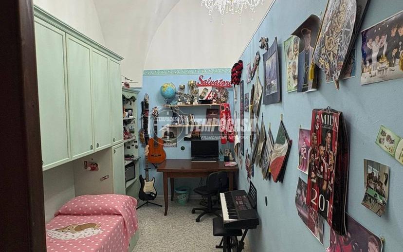 Terratetto unifamiliare 121 m², buono stato, Giuggianello — foto 26 di 27