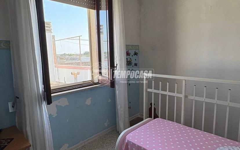 Terratetto unifamiliare 121 m², buono stato, Giuggianello — foto 2 di 27