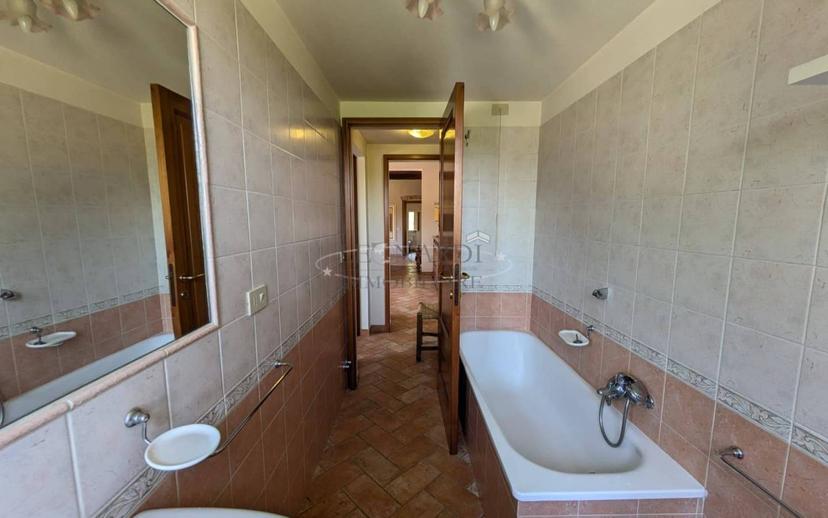 Quadrilocale ottimo stato, primo piano, Città di Castello — foto 17 di 21