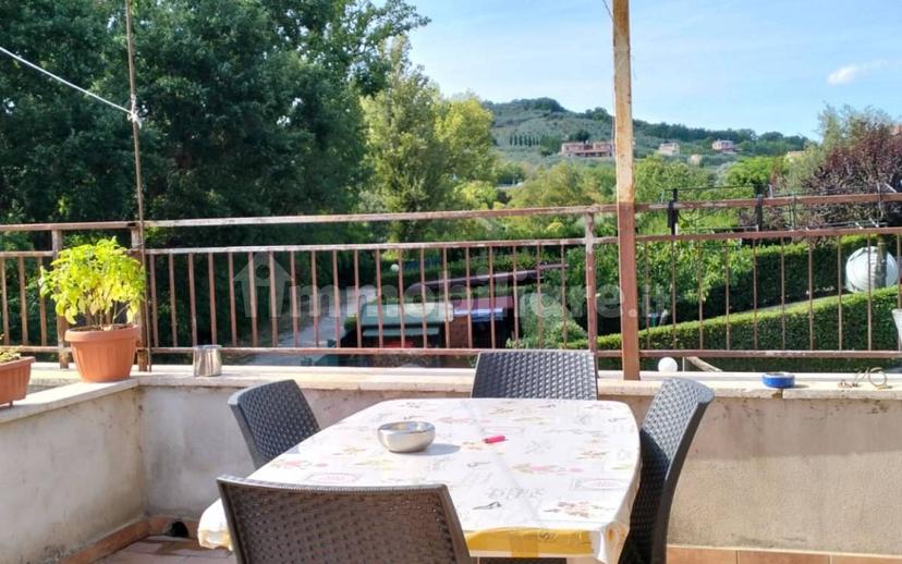 Terratetto unifamiliare 191 m², Gabelletta, Terni — foto 8 di 14