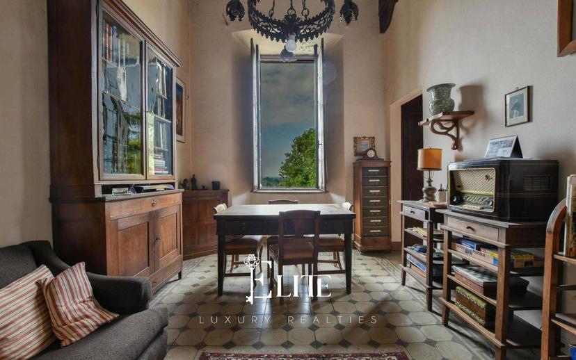 Villa unifamiliare, da ristrutturare, 1260 m², Centro, Besozzo — foto 2 di 38