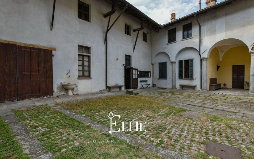 Villa unifamiliare, da ristrutturare, 1260 m², Centro, Besozzo — foto 12 di 38
