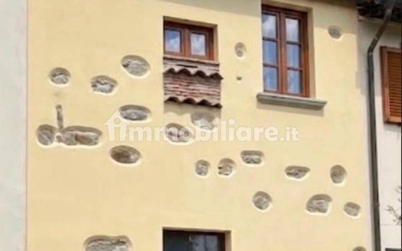 Terratetto unifamiliare 120 m², ottimo stato, Montale