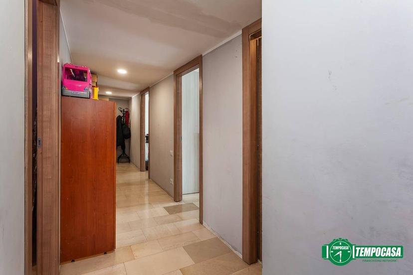 Appartamento via Vittorio Emanuele II 67, Centro, Ponte San Pietro — foto 26 di 27