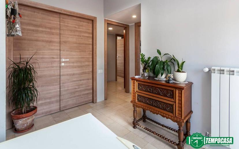Appartamento via Vittorio Emanuele II 67, Centro, Ponte San Pietro — foto 8 di 27