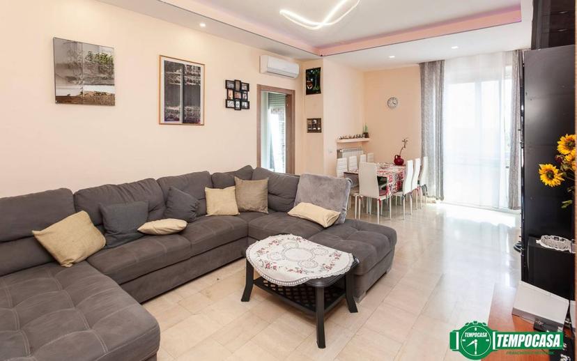 Appartamento via Vittorio Emanuele II 67, Centro, Ponte San Pietro — foto 18 di 27