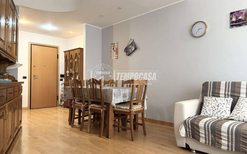 Trilocale via Mottarone 4, Centro, Arona — foto 12 di 35