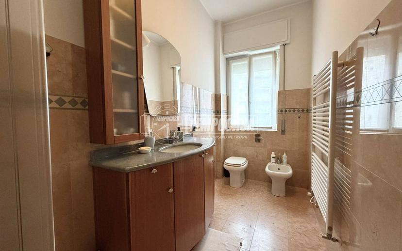 Trilocale via Mottarone 4, Centro, Arona — foto 9 di 35