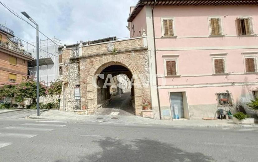Terratetto unifamiliare piazza Regina Margherita, Centro, Maltignano — foto 2 di 28