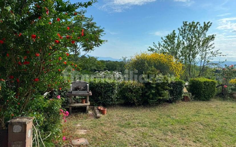 Casale via Valle dell'Oro, Montecchio — foto 2 di 4