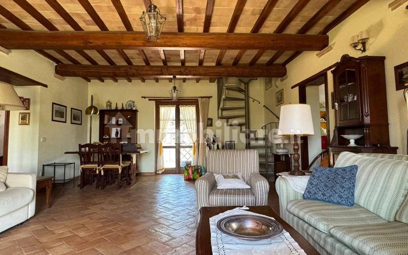 Casale via Valle dell'Oro, Montecchio — foto 3 di 4