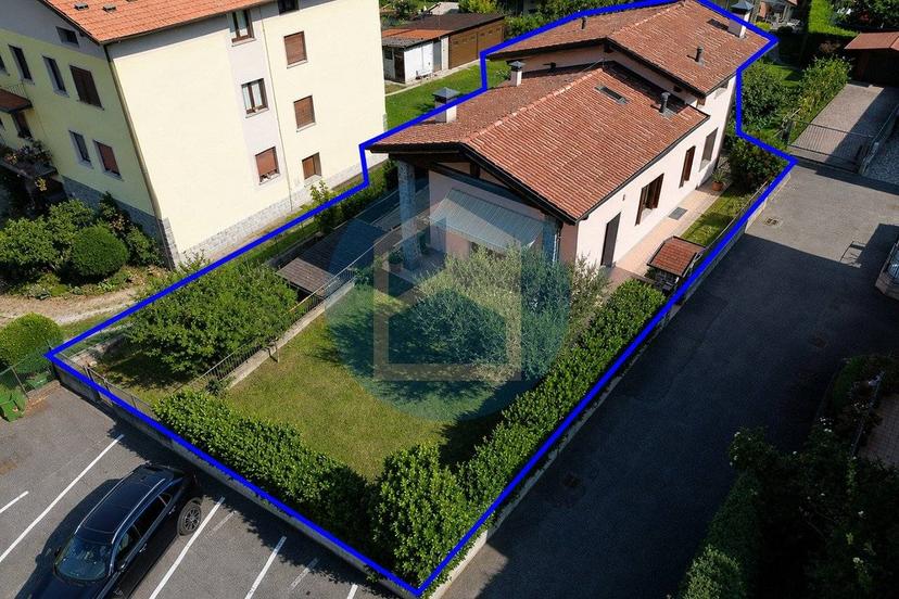 Villa unifamiliare via Molini, Centro, Niardo — foto 2 di 46