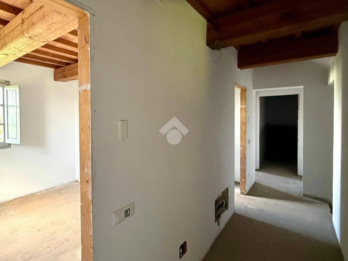 Villa a schiera via Sant' Ippolito 99, Sant'Ippolito, Prato