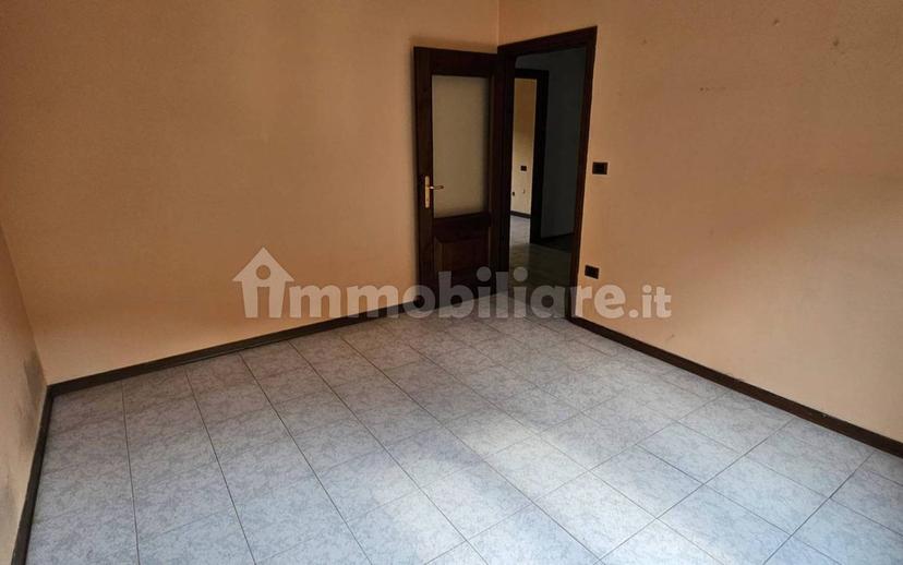 Quadrilocale via alle Cave, Centro, Omegna — foto 10 di 12