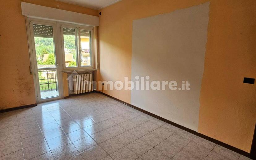 Quadrilocale via alle Cave, Centro, Omegna — foto 6 di 12