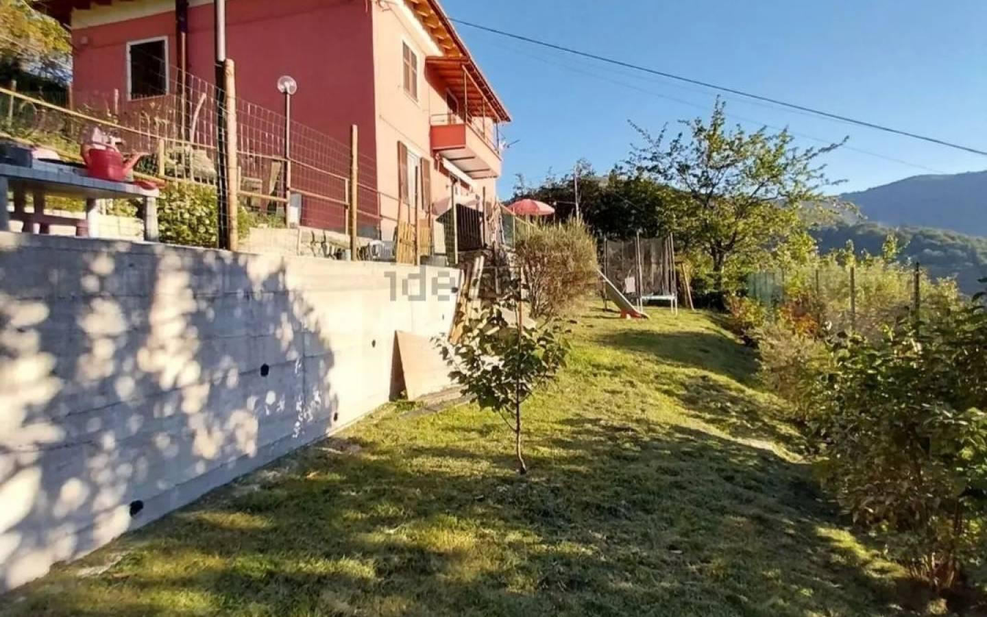 Appartamento via Luigi Cevasco 50, Centro, Bargagli
