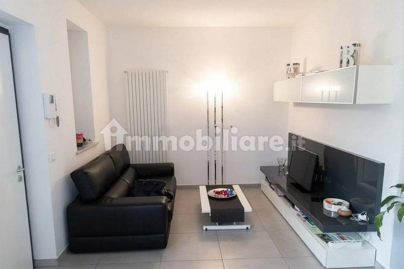Quadrilocale ottimo stato, primo piano, Valdurasca, Follo