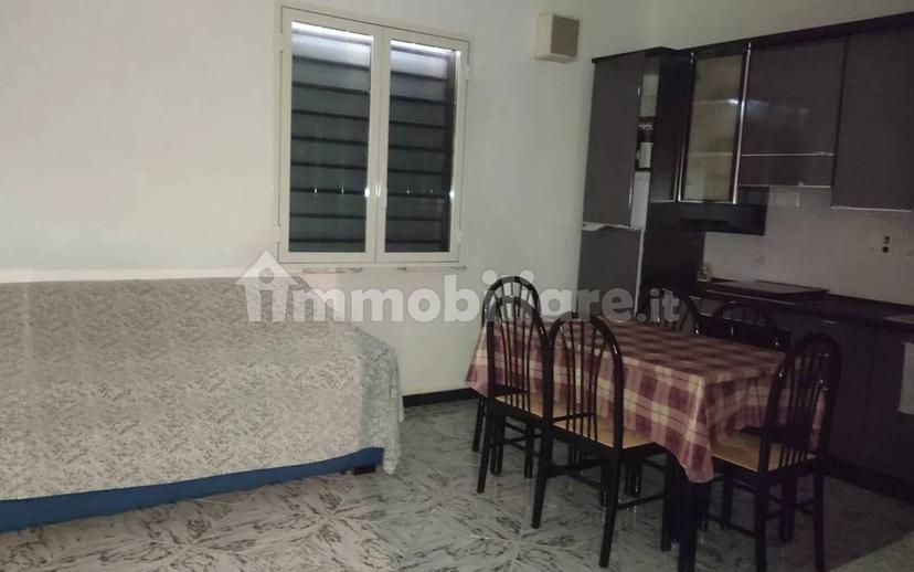 Villa unifamiliare via F. Parri, 40, Rosolini
