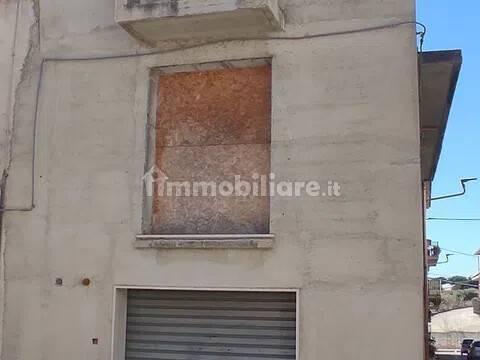 Villa unifamiliare via Orf. Leggio, 31, Rosolini — foto 9 di 35