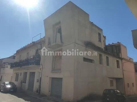Villa unifamiliare via Orf. Leggio, 31, Rosolini — foto 12 di 35