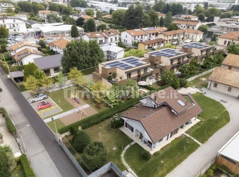 Villa bifamiliare via Trento 11, Cabiate — foto 11 di 12