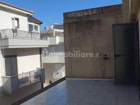 Villa unifamiliare via Orf. Leggio, 31, Rosolini — foto 25 di 35