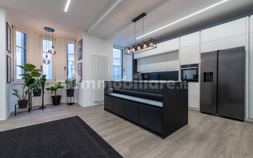 Trilocale ottimo stato, primo piano, Centro, Merano — foto 16 di 23