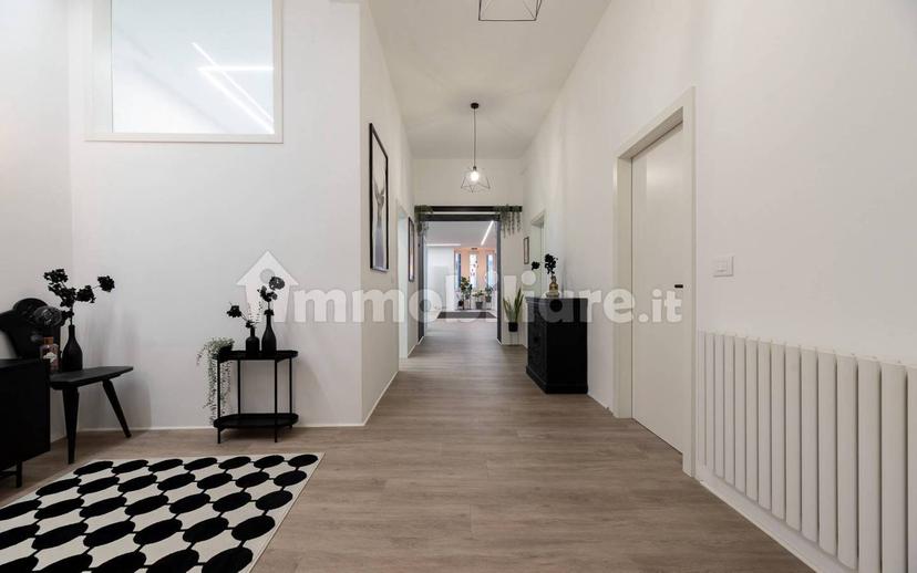 Trilocale ottimo stato, primo piano, Centro, Merano — foto 2 di 23