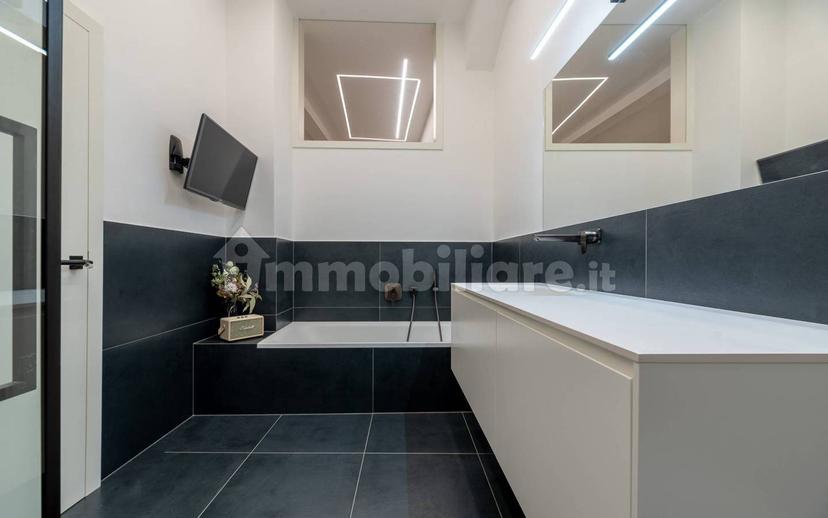 Trilocale ottimo stato, primo piano, Centro, Merano — foto 23 di 23