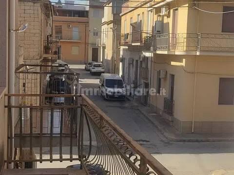Villa unifamiliare via Sant' Alessandra, 66, Rosolini — foto 3 di 27