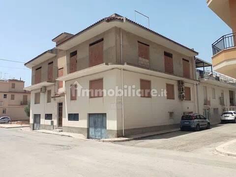 Quadrilocale via G. Pascoli San C, Rosolini — foto 2 di 29